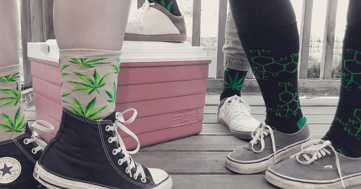 Weed socks for men and women wit pot leaves and THC molecules.