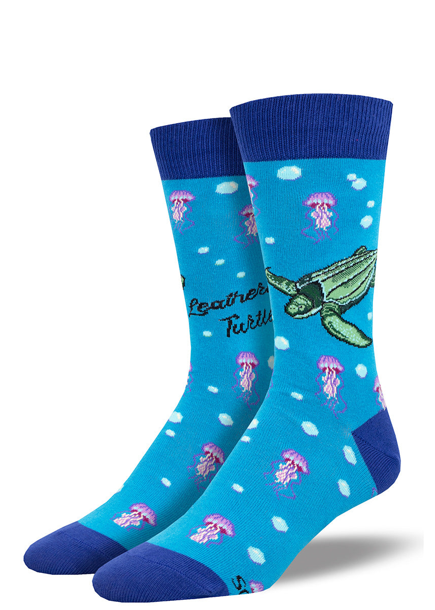 Blue crew socks for men with a design of turtles, jellyfish and underwater bubbles.
