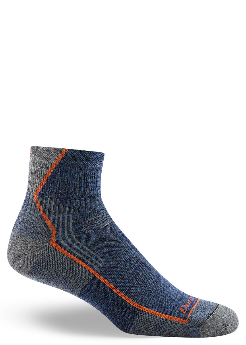 Low-rise wool hiking socks for men in denim blue with thin orange stripe