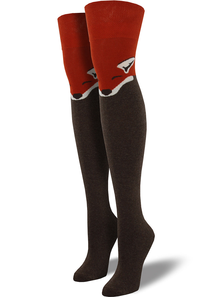 Over-the-knee-socks with cute fox faces at the knee in brown and red.