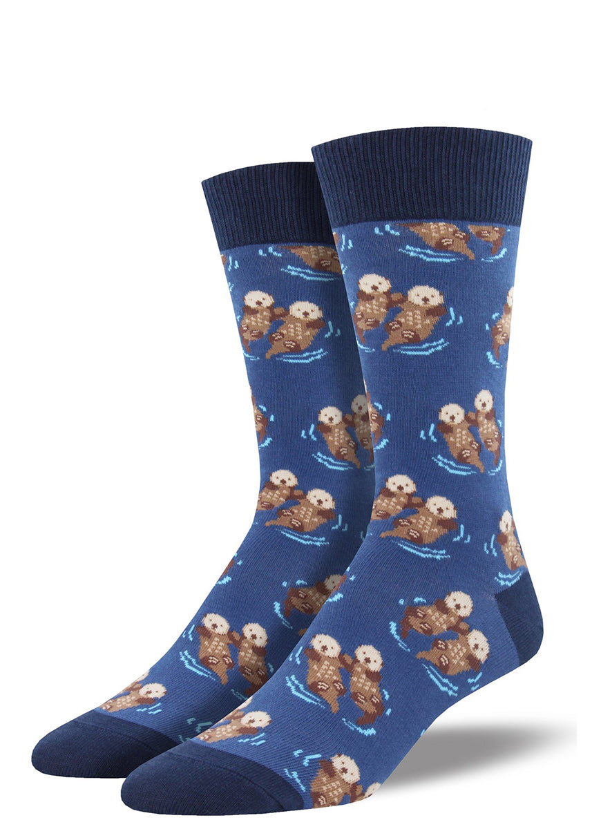 Extra-large crew socks for men feature adorable sea otters holding hands!